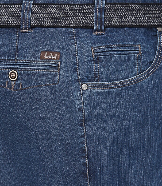 Leichte und bequeme Sportswear Denim-Jeans 06 75